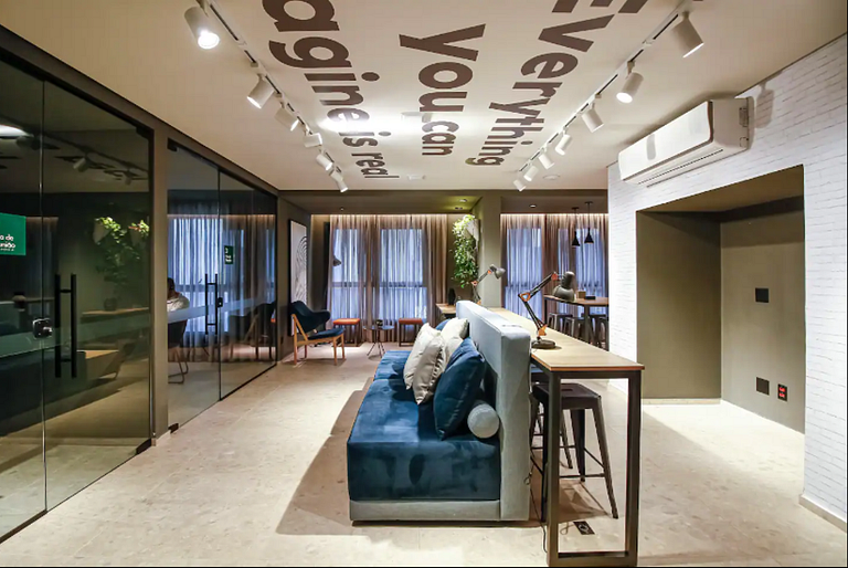 Moema - Studio novo com piscina