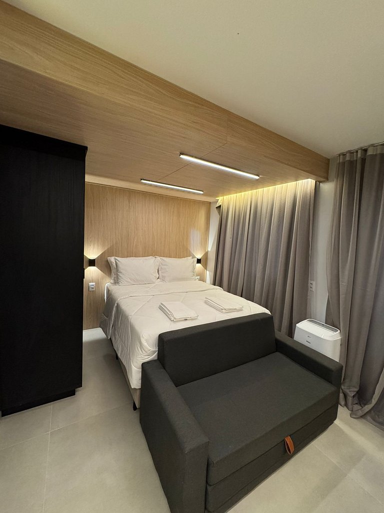 Studio moderno em Pinheiros, próximo a Faria Lima