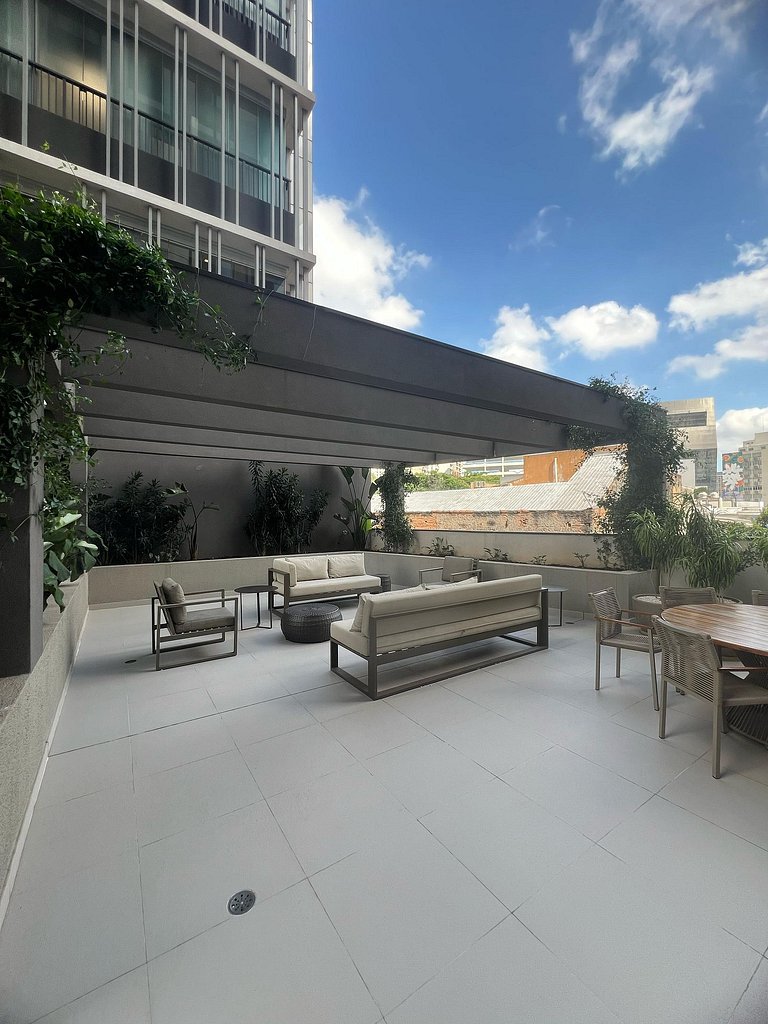 Studio moderno em Pinheiros, próximo a Faria Lima