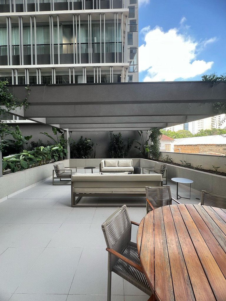 Studio moderno em Pinheiros, próximo a Faria Lima