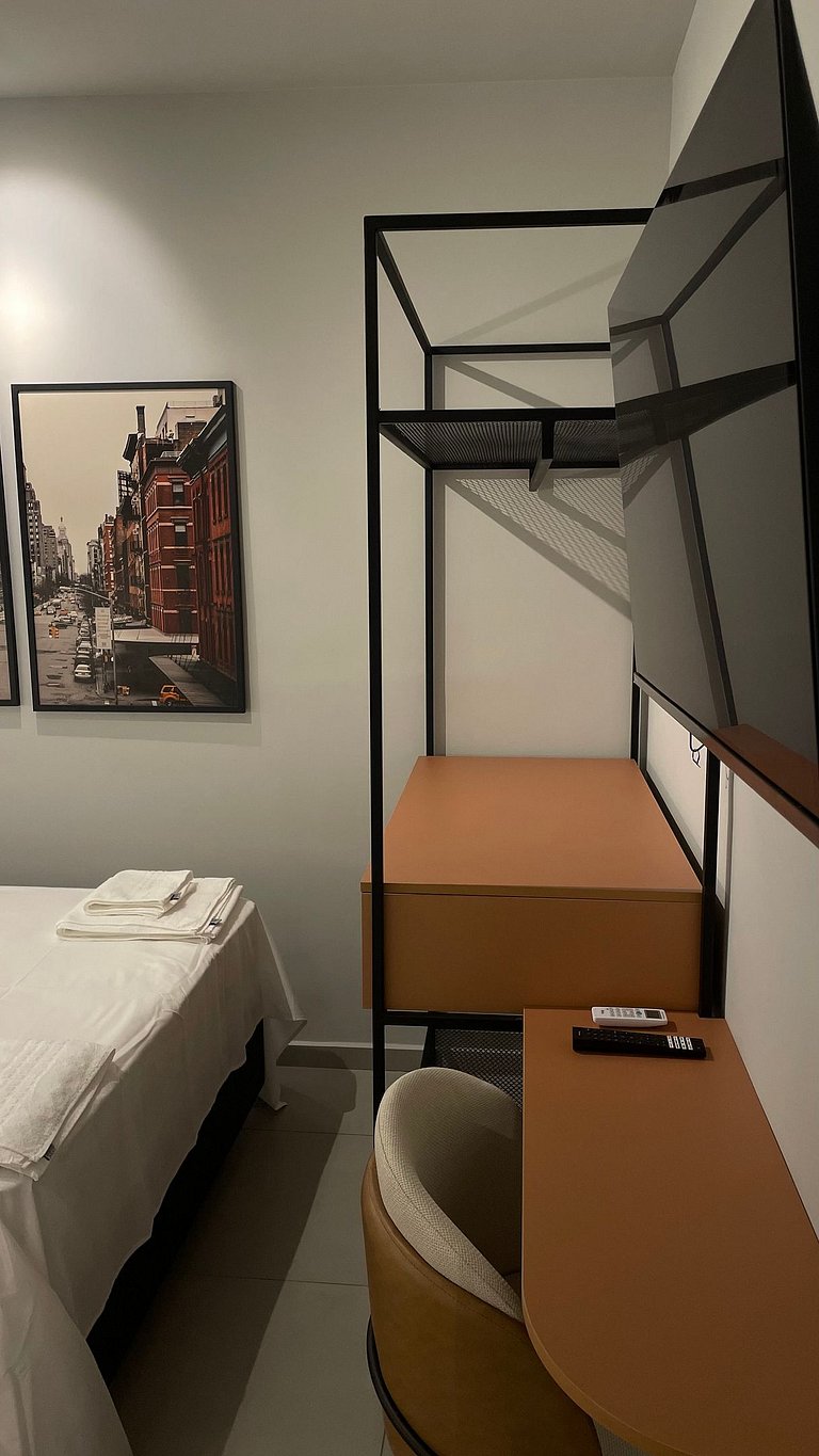 Studio completo com piscina em São Carlos