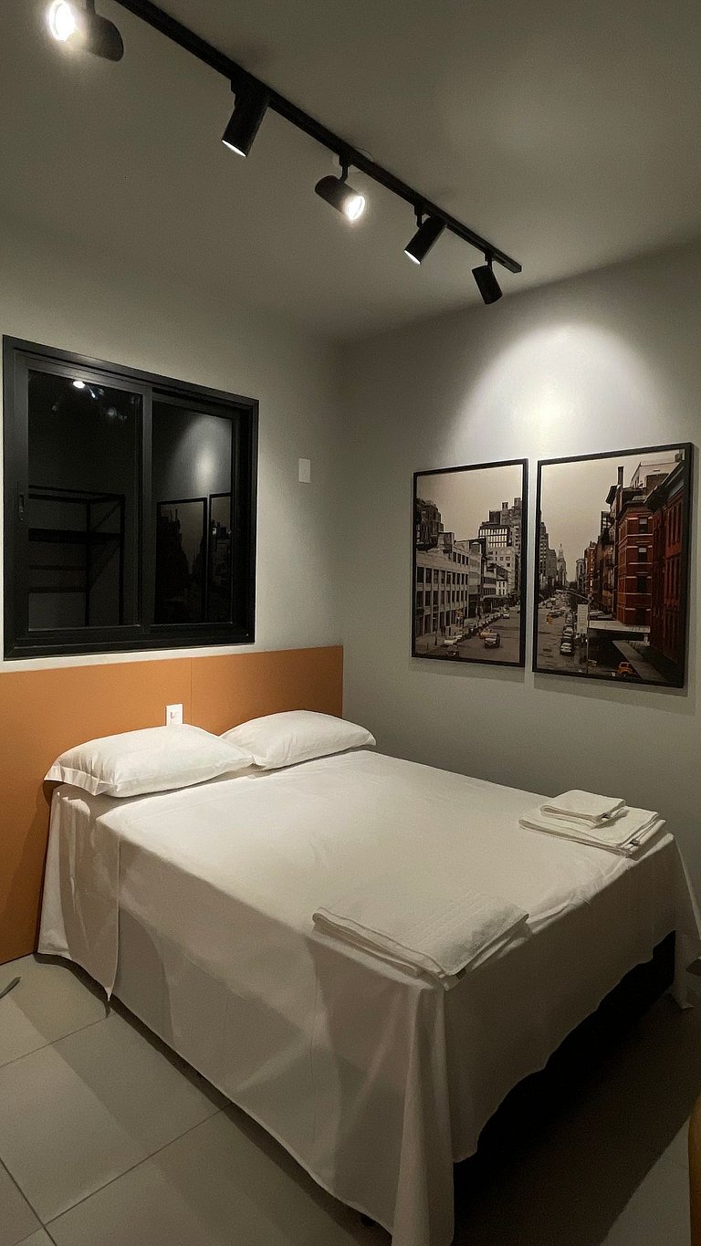 Studio completo com piscina em São Carlos
