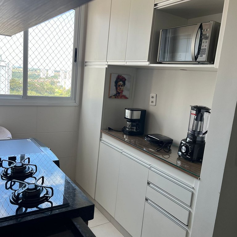 Apto com sacada gourmet e lazer completo em Bauru