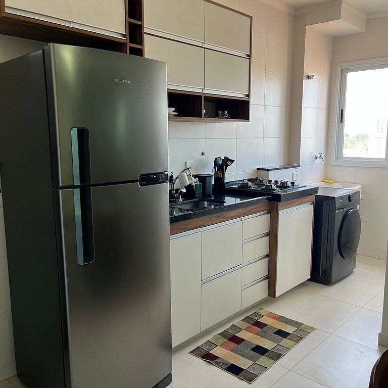 Apto com sacada gourmet e lazer completo em Bauru