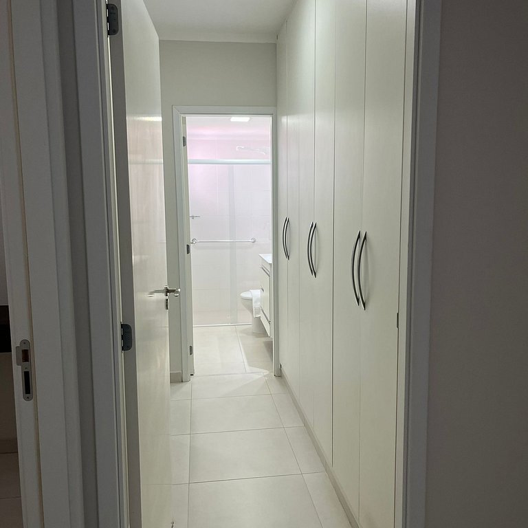 Apto com sacada gourmet e lazer completo em Bauru