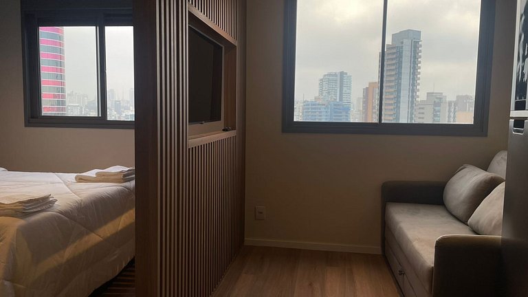 Studio com vista incrível – Pinheiros / Faria Lima