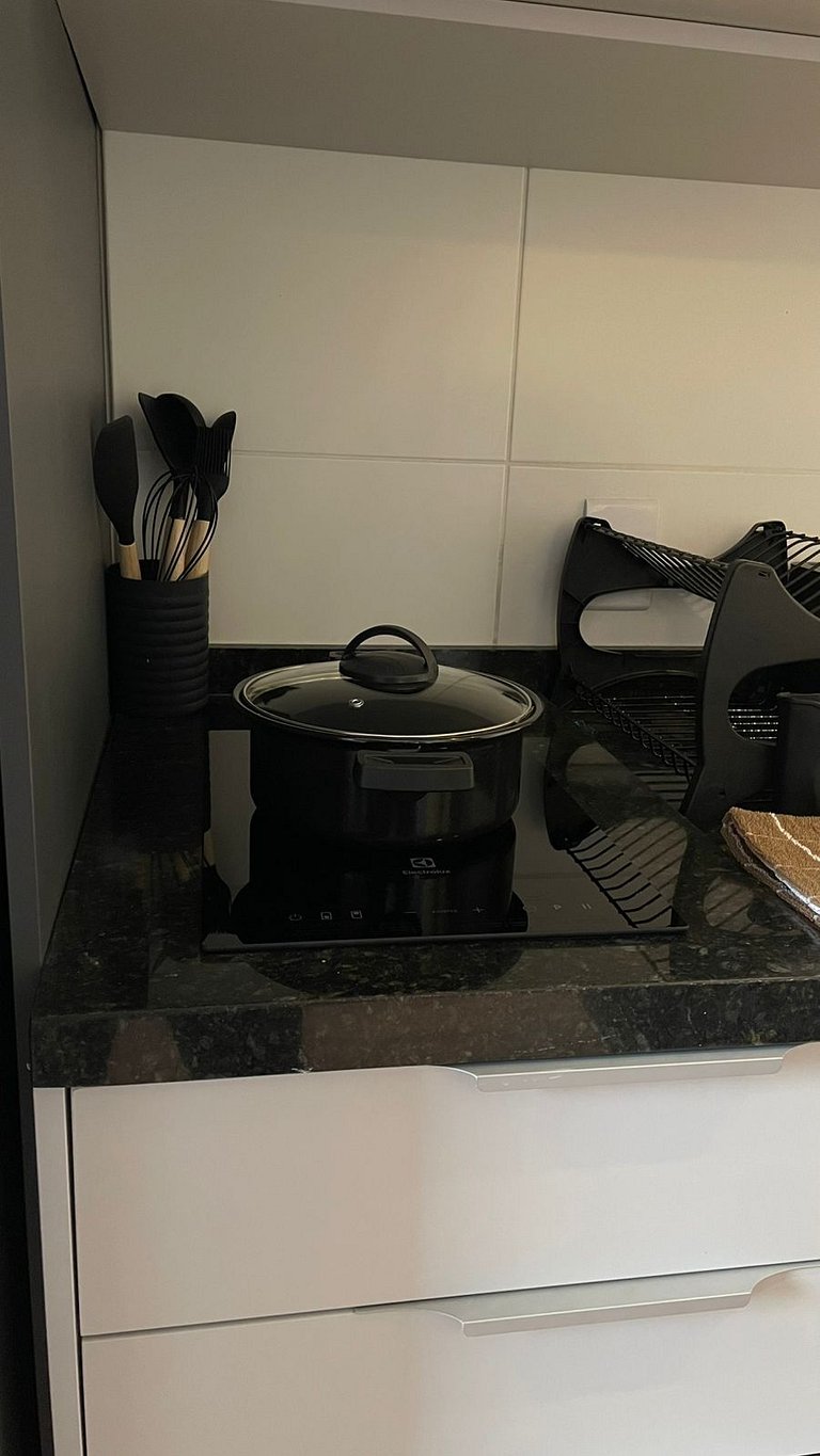 Studio com vista incrível – Pinheiros / Faria Lima