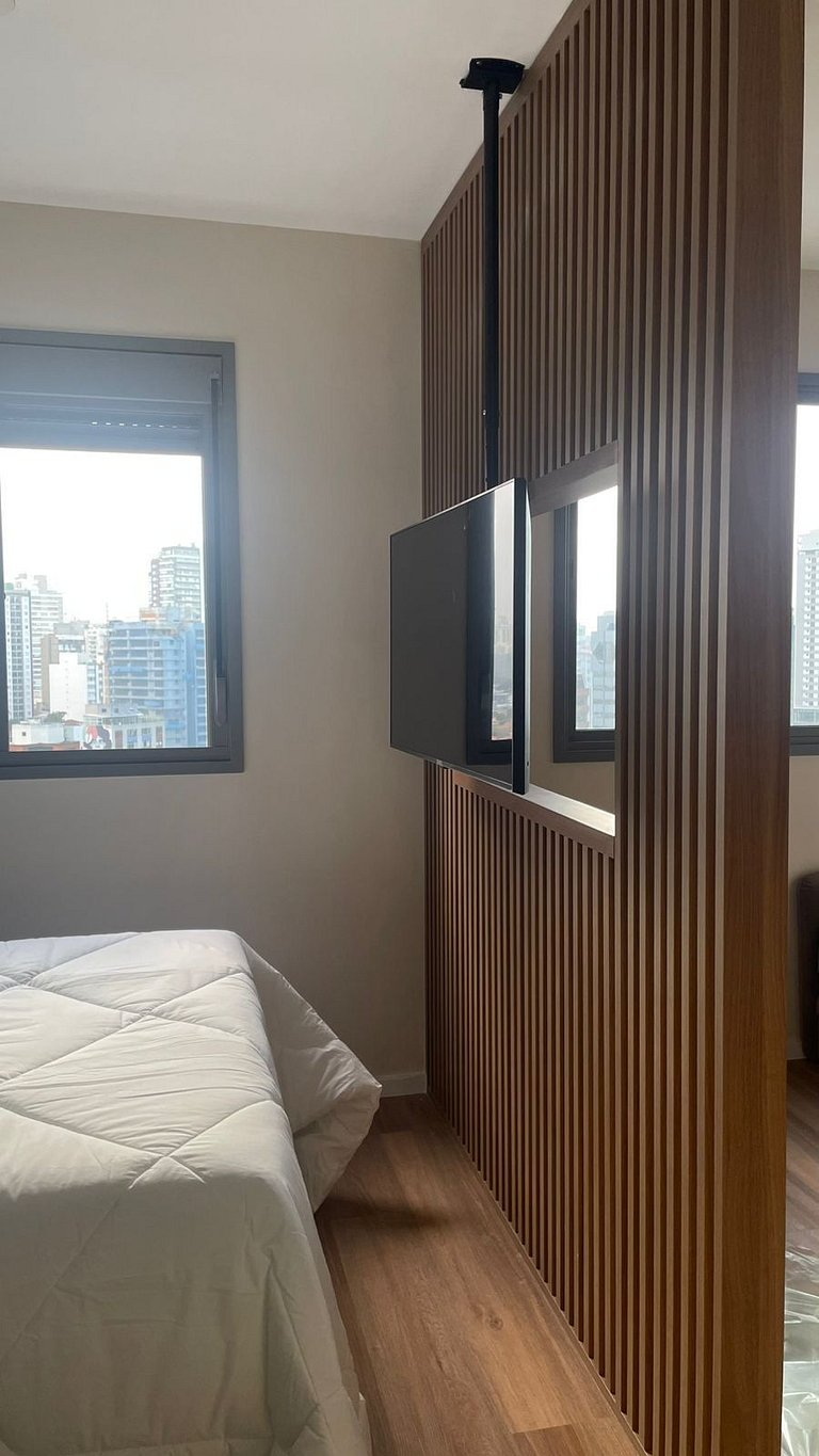 Studio com vista incrível – Pinheiros / Faria Lima