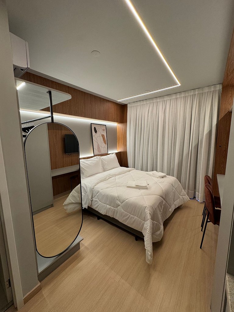 Studio incrível perto do metrô Faria Lima em Pinheiros
