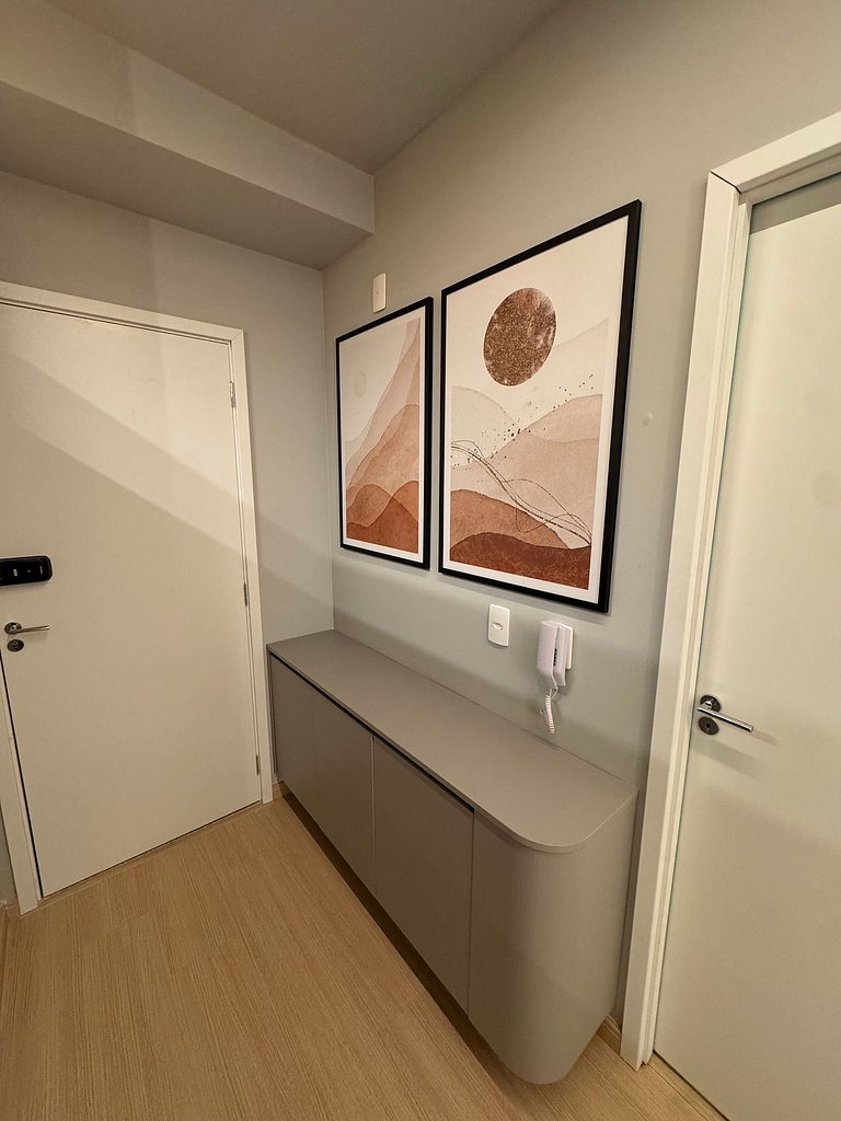 Studio incrível perto do metrô Faria Lima em Pinheiros