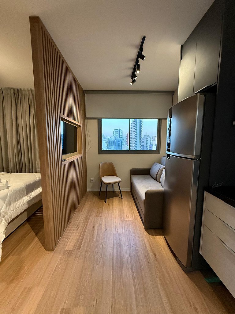 Studio com Vista e Piscina perto da Faria Lima