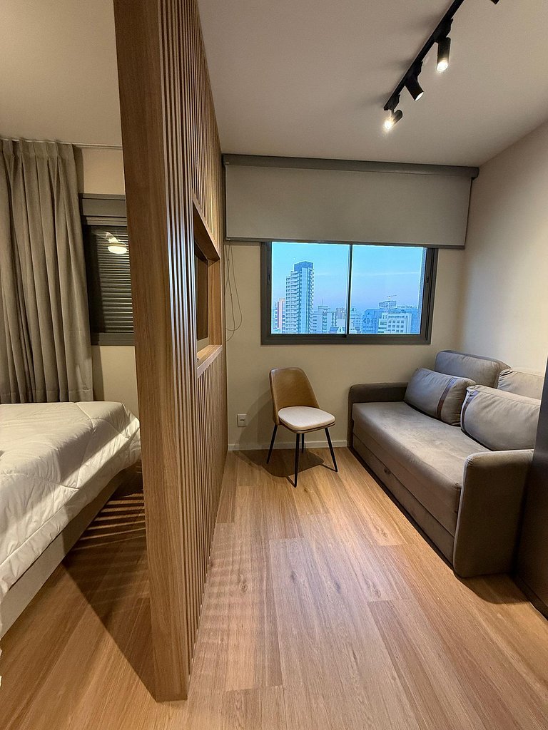 Studio com Vista e Piscina perto da Faria Lima