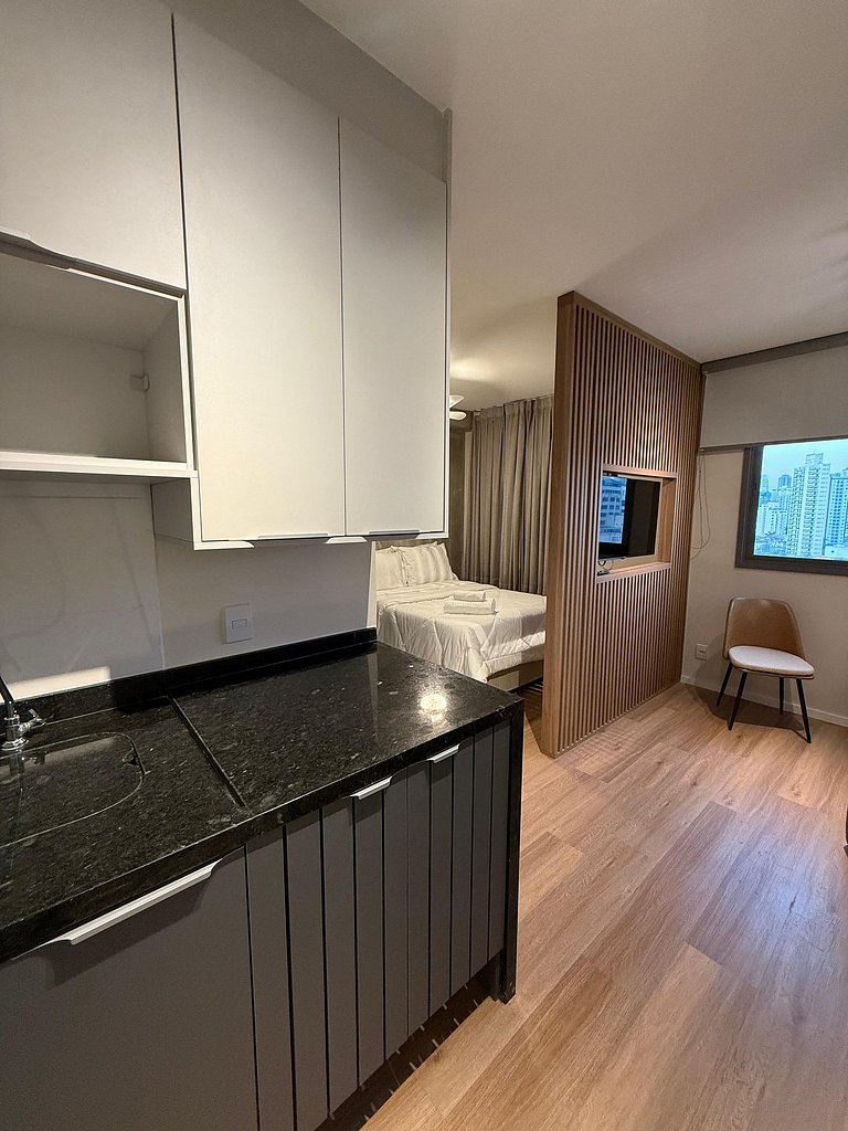 Studio with City View and Pool near Faria Lima