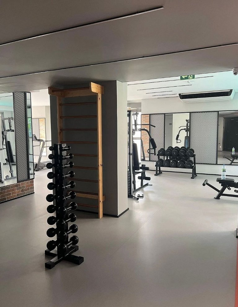 Studio com Vista e Piscina perto da Faria Lima
