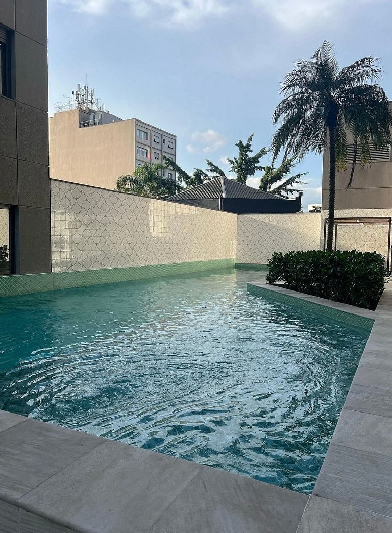 Studio com Vista e Piscina perto da Faria Lima