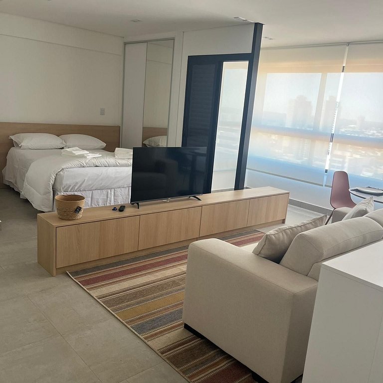 Apartamento amplo com vista panorâmica nos Altos da Cidade e