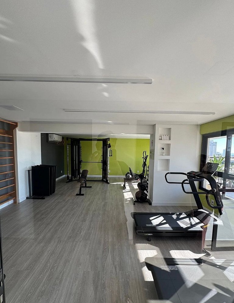 Apartamento amplo com vista panorâmica nos Altos da Cidade e