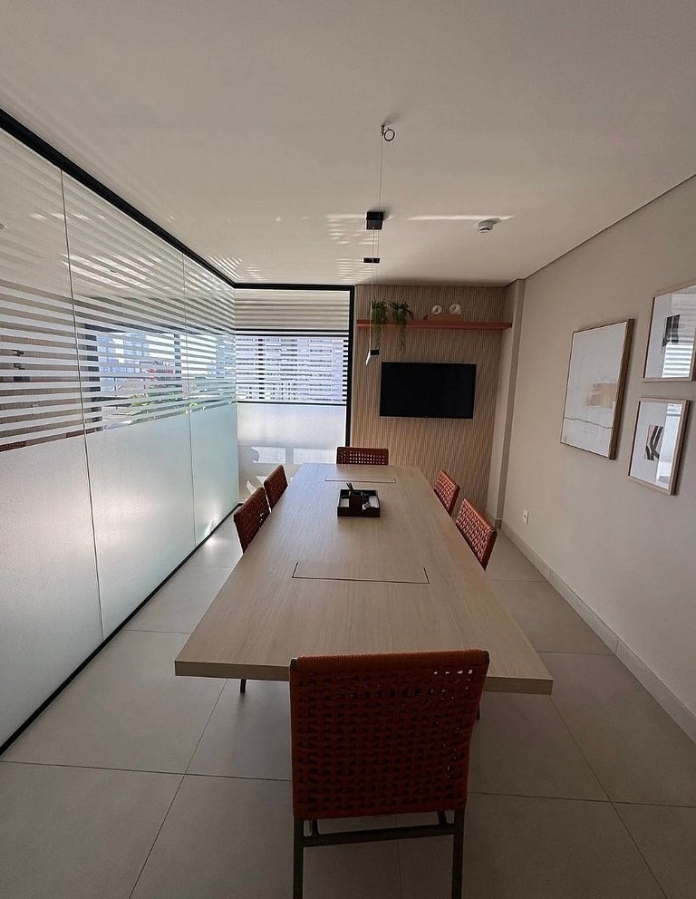 Apartamento amplo com vista panorâmica nos Altos da Cidade e