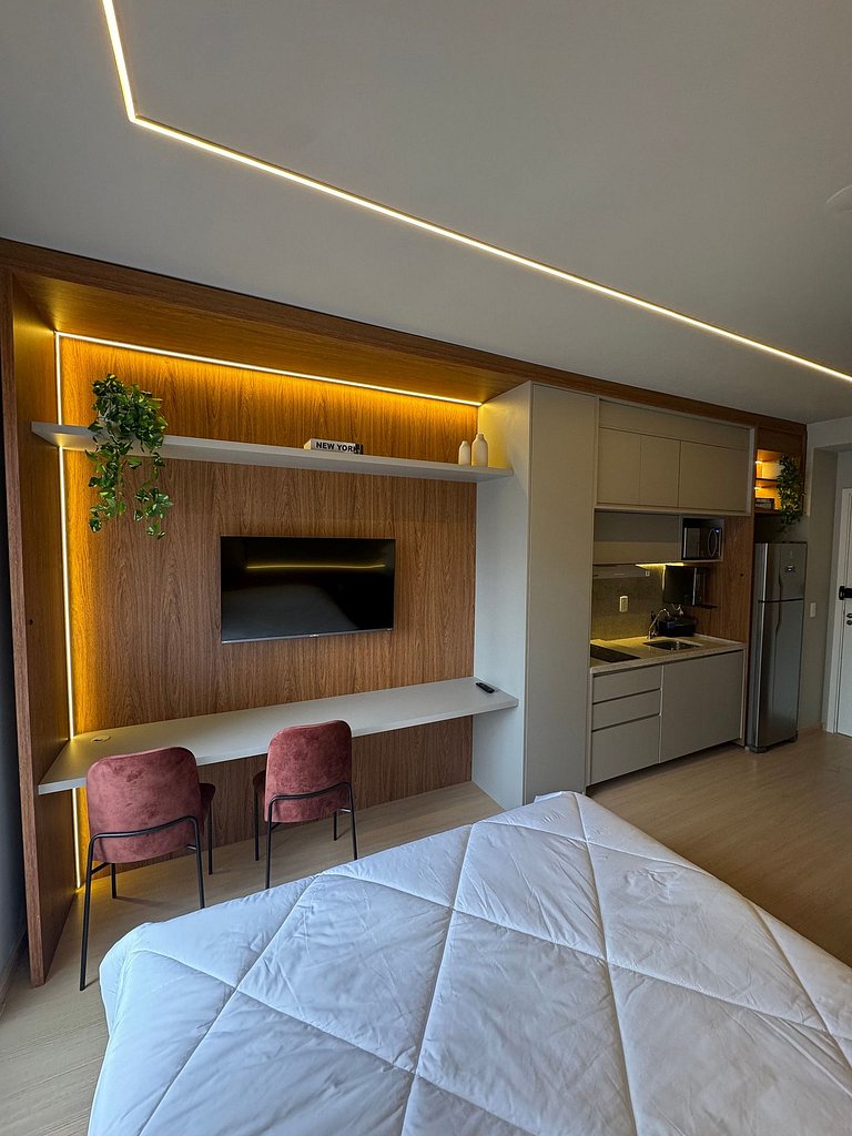 Studio incrível perto do metrô Faria Lima em Pinheiros