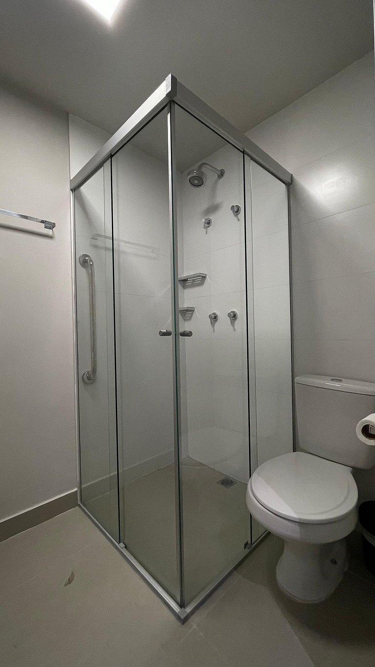 Studio com Academia a 5 min da Paulista e Metrô