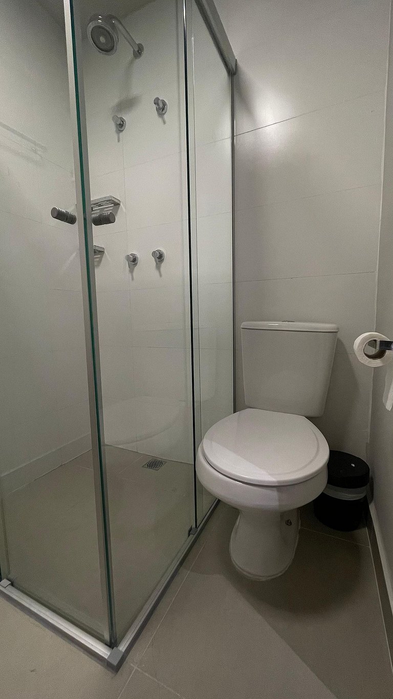 Studio com Academia a 5 min da Paulista e Metrô