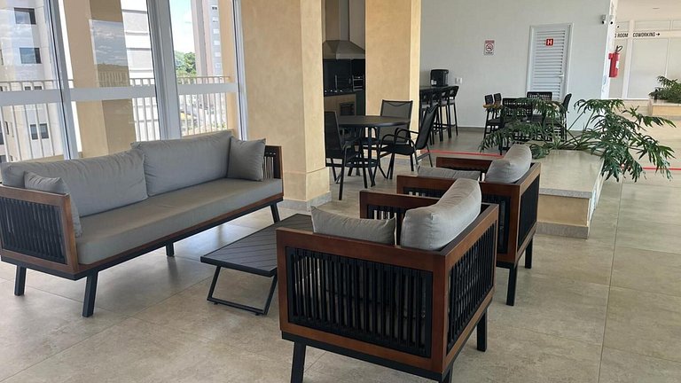 Apto completo com área gourmet em Bauru