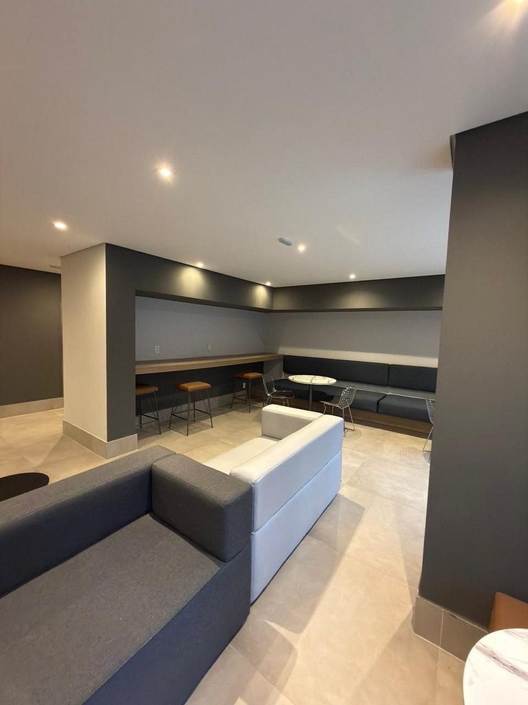 Studio com academia no Brooklin