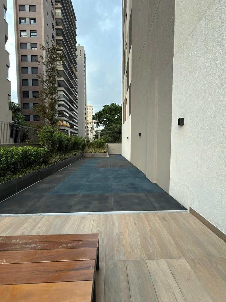 Studio com academia no Brooklin