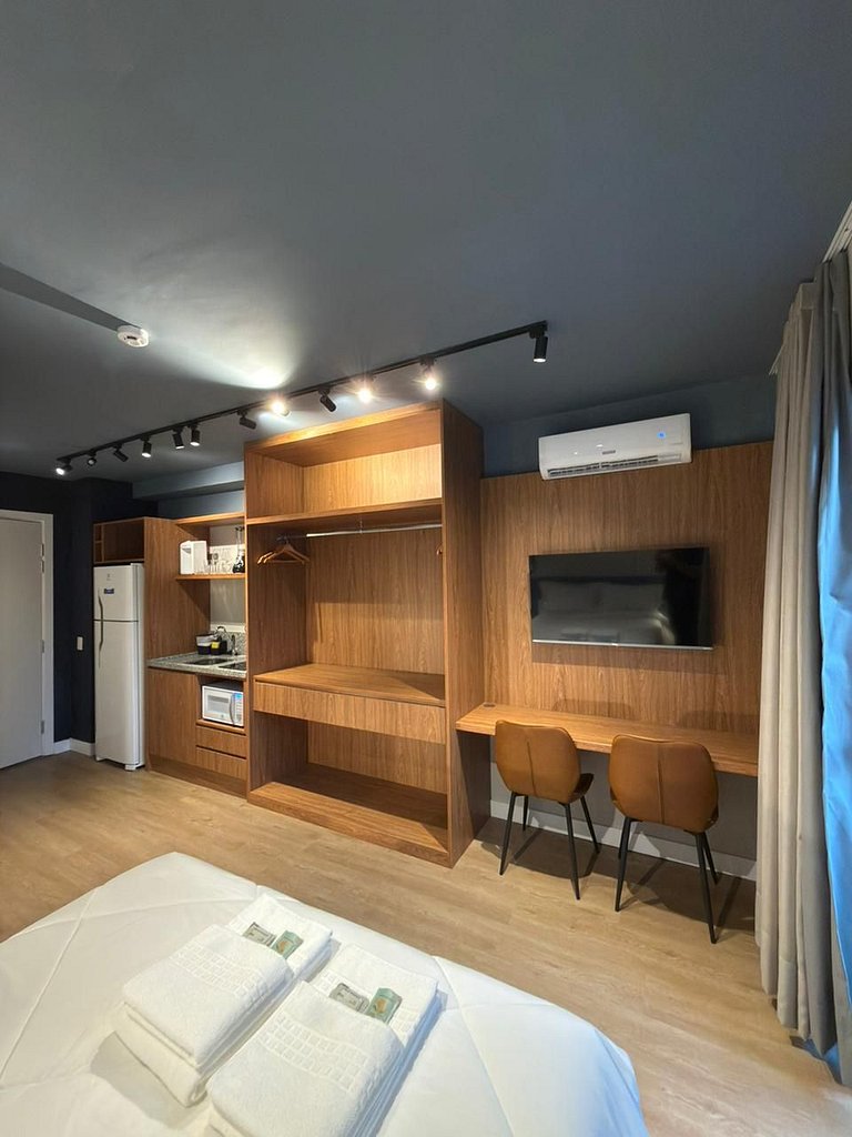 Studio com academia no Brooklin