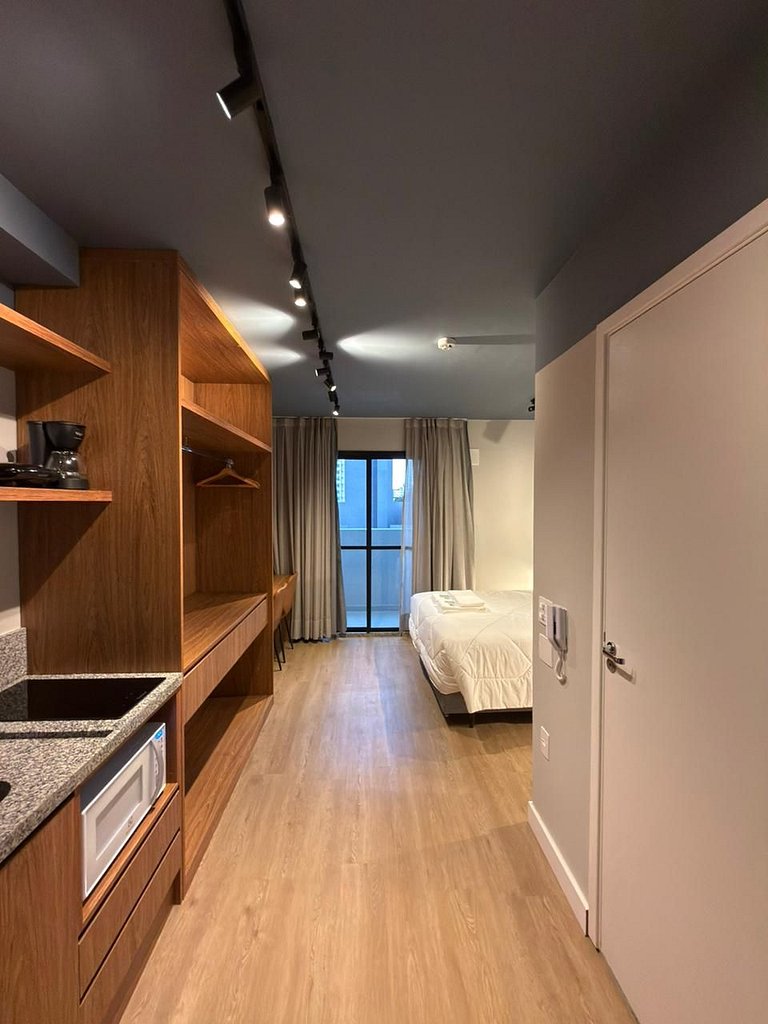 Studio com academia no Brooklin