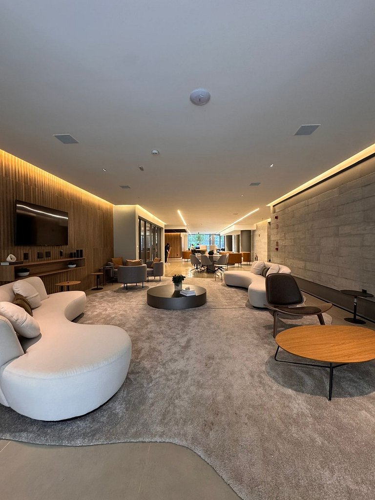 Studio terreo com varanda no Campo Belo