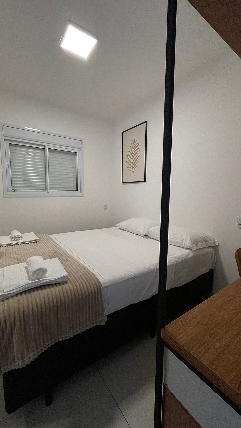 Apto com sacada gourmet e piscina – perto do centro de Bauru