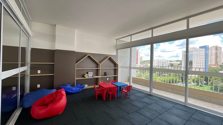 Apartment with Balcony and Pool in Bauru