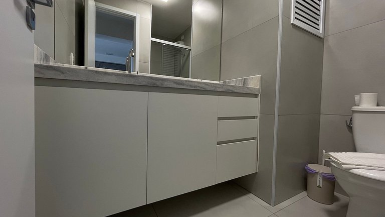Apartment with Balcony and Pool in Bauru