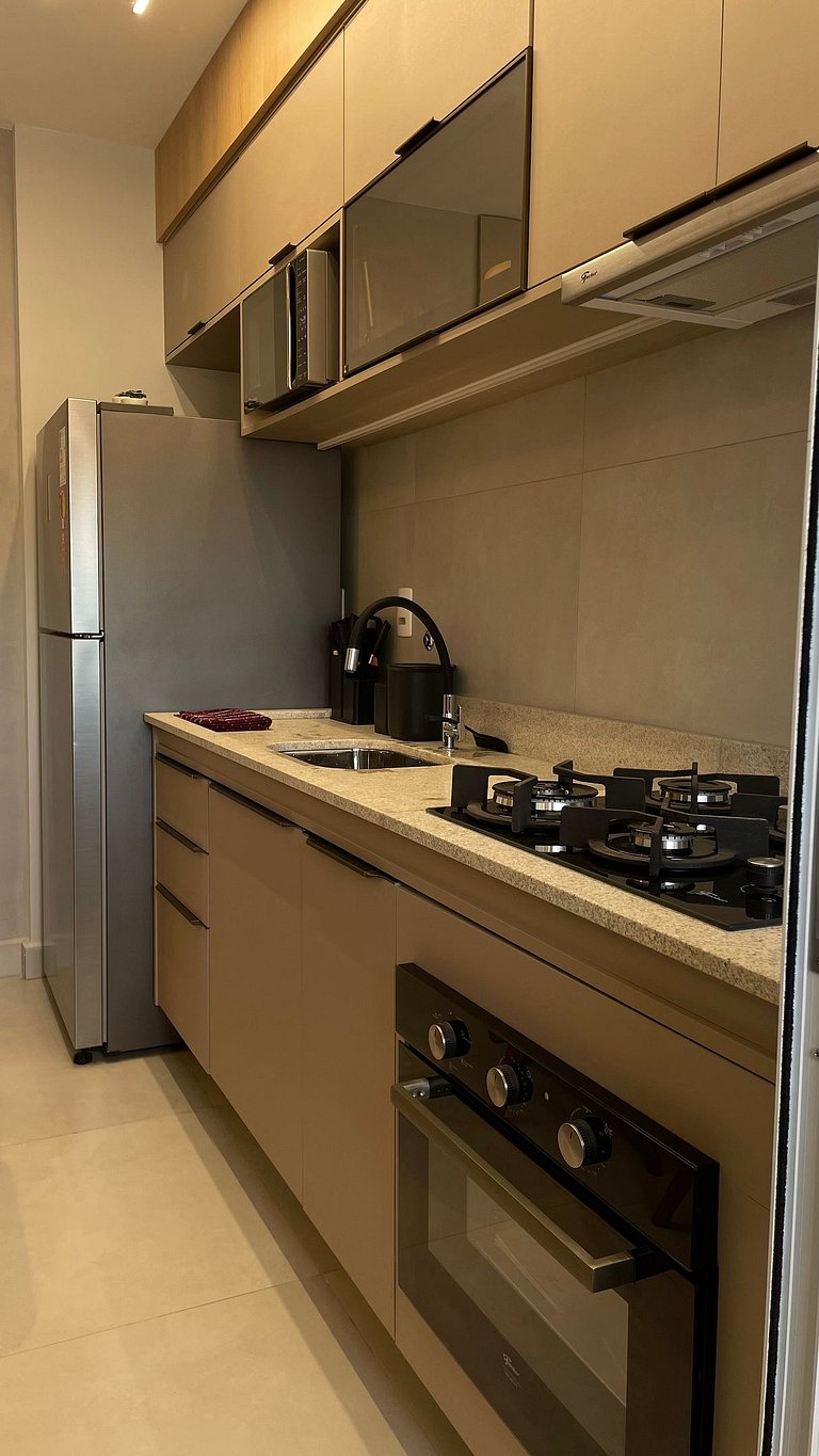 Apartamento com churrasqueira e piscina em Bauru