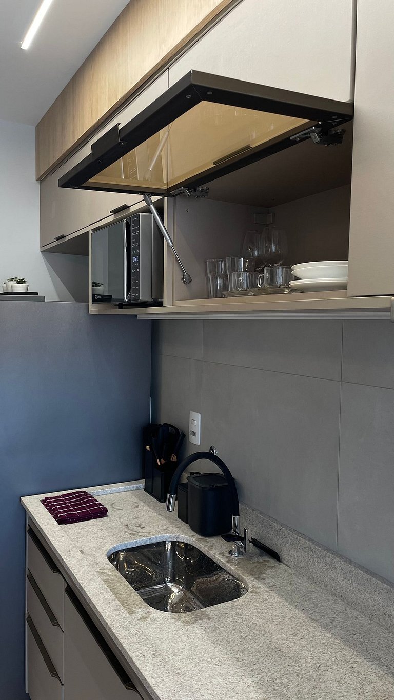 Apartamento com churrasqueira e piscina em Bauru