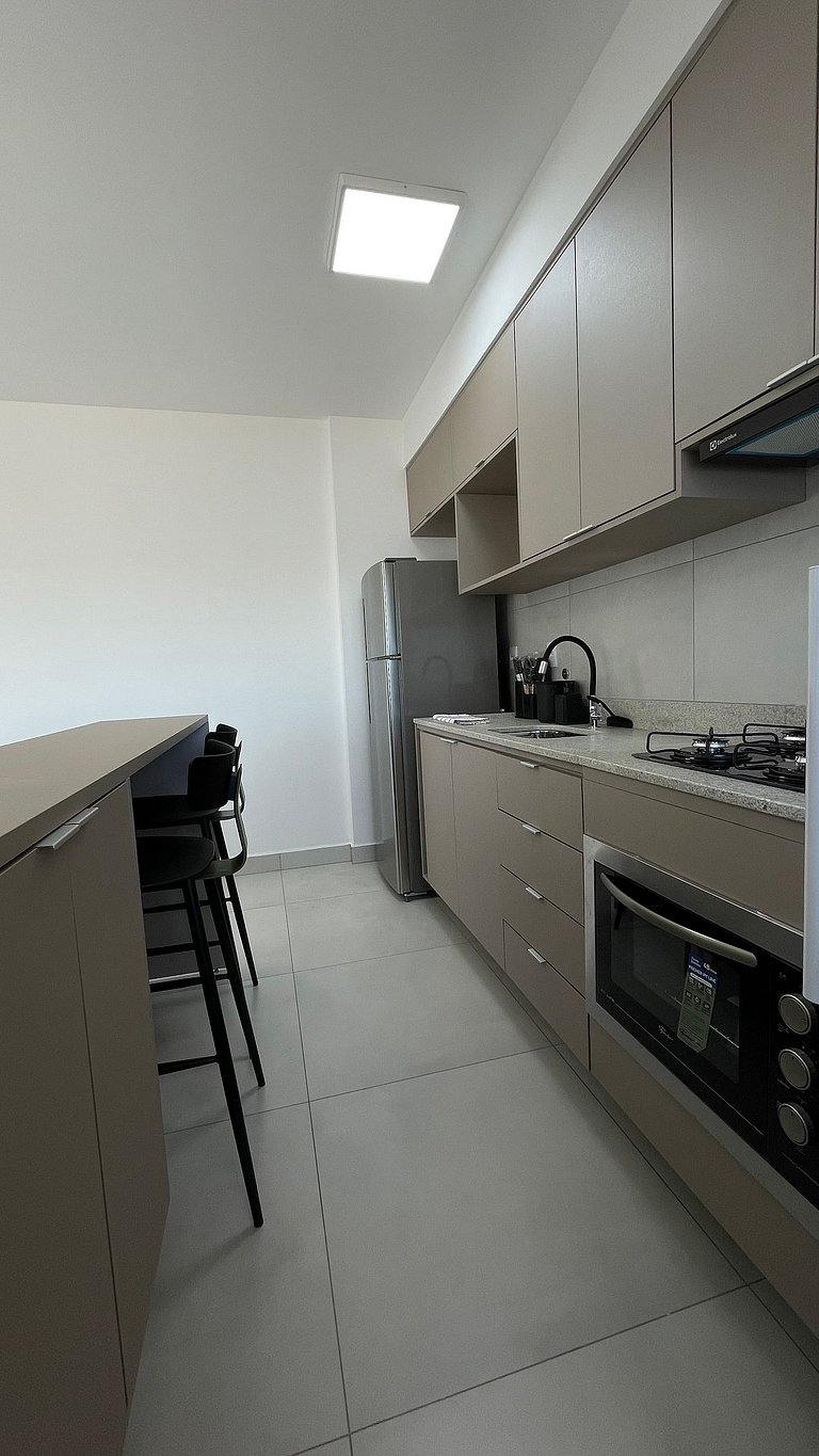 Apartamento completo com piscina em Bauru