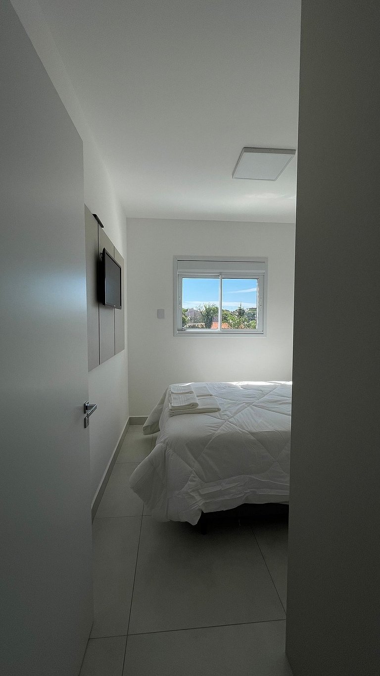 Apartamento completo com piscina em Bauru