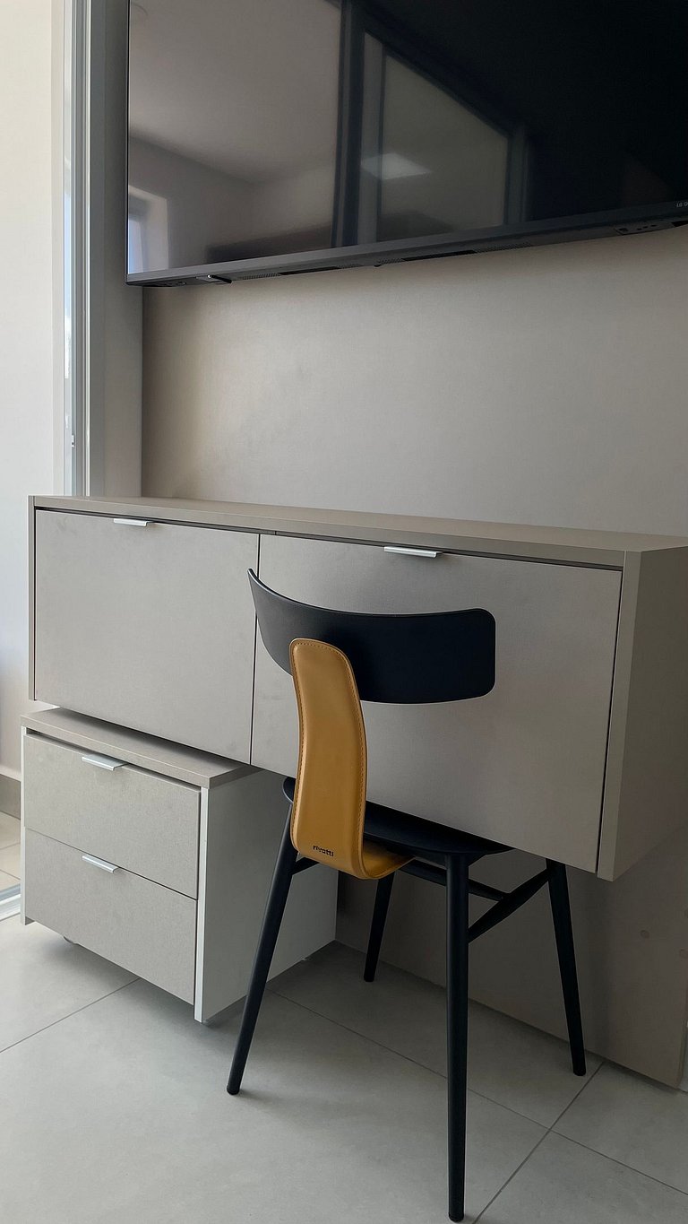 Apartamento completo com piscina em Bauru