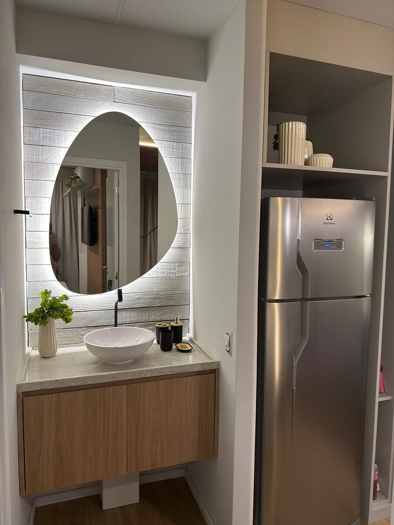 Apartamento moderno no centro.