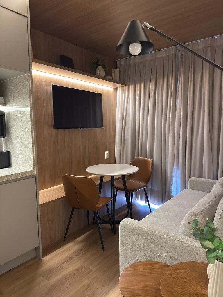 Apartamento moderno no centro.