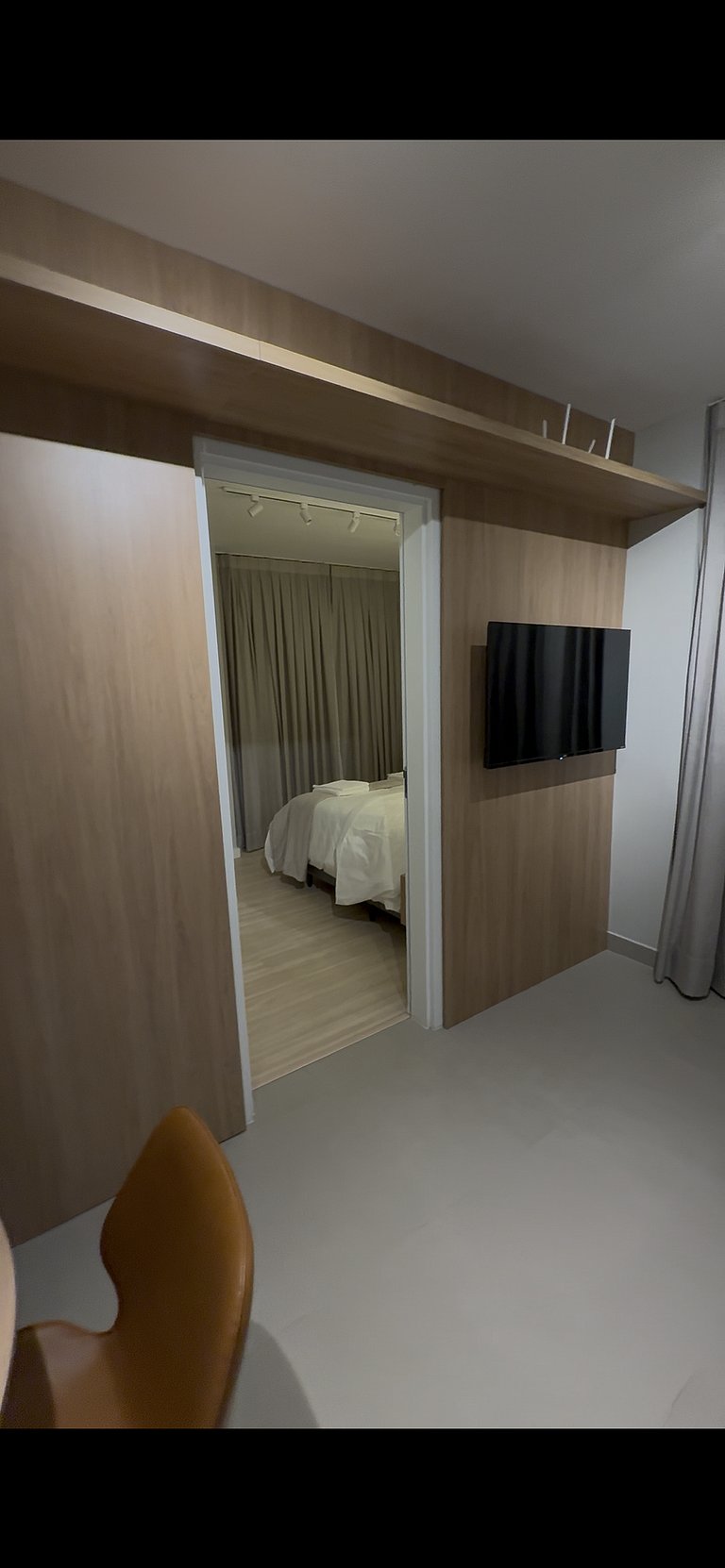 Apto Completo Prox ao Parque Villa Lobos