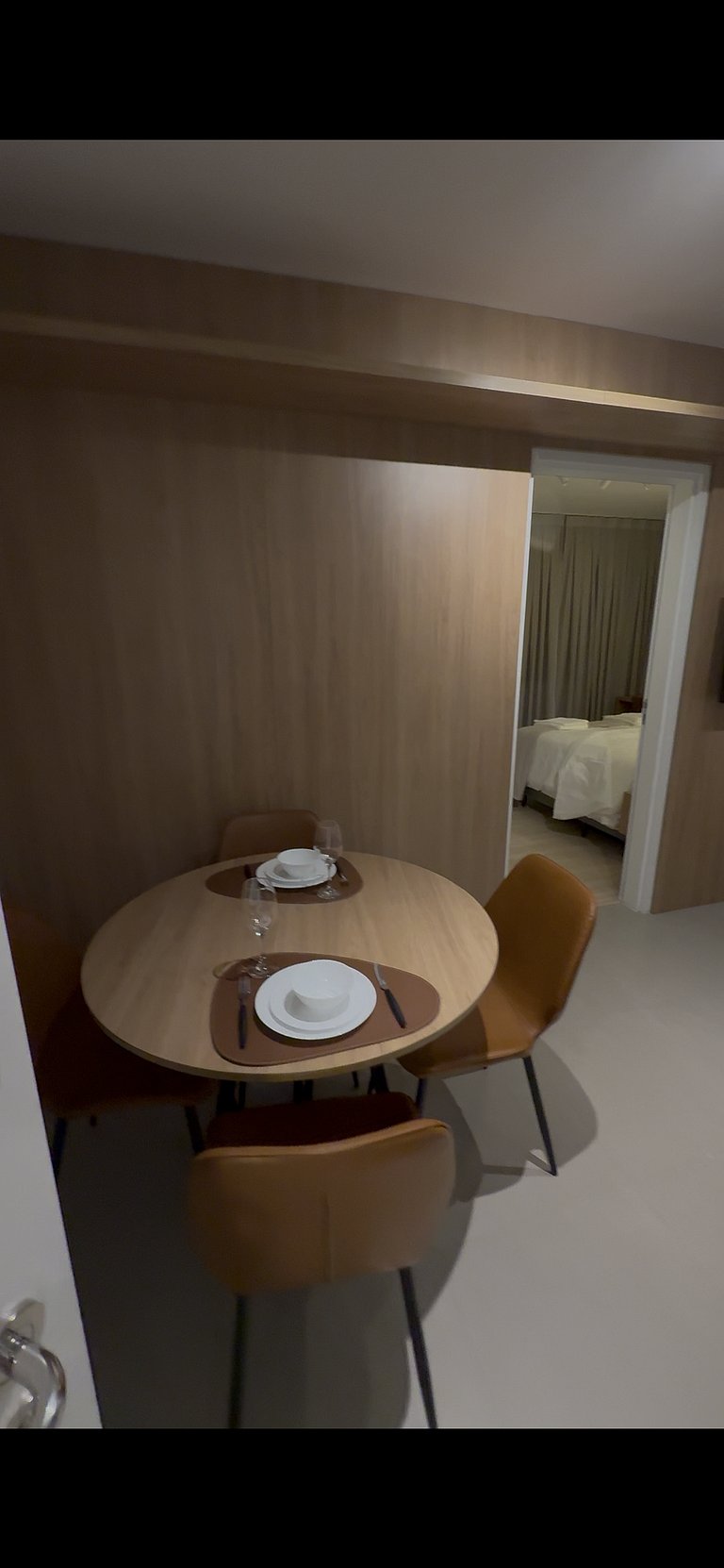 Apto Completo Prox ao Parque Villa Lobos