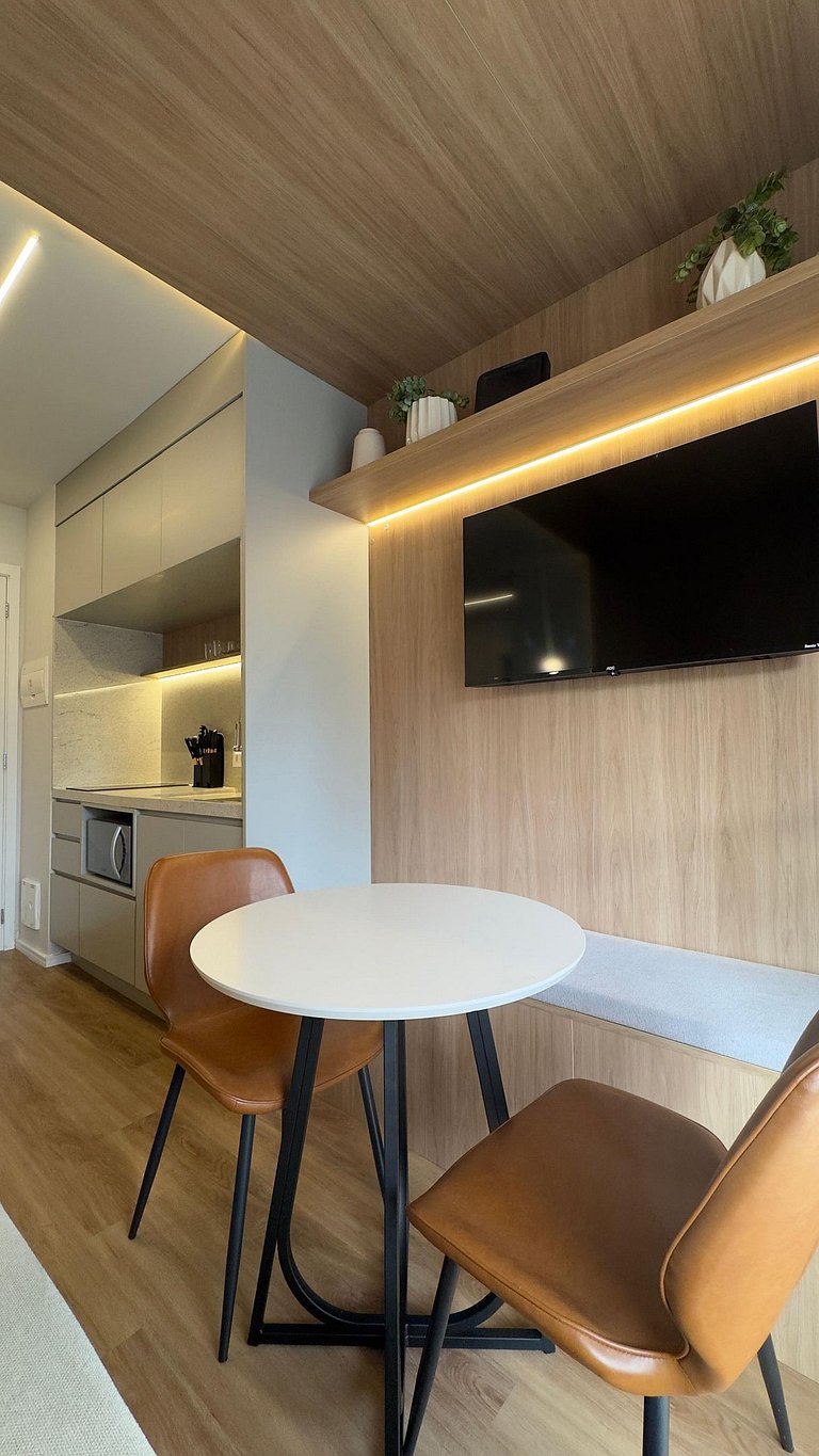 Apartamento moderno no centro.