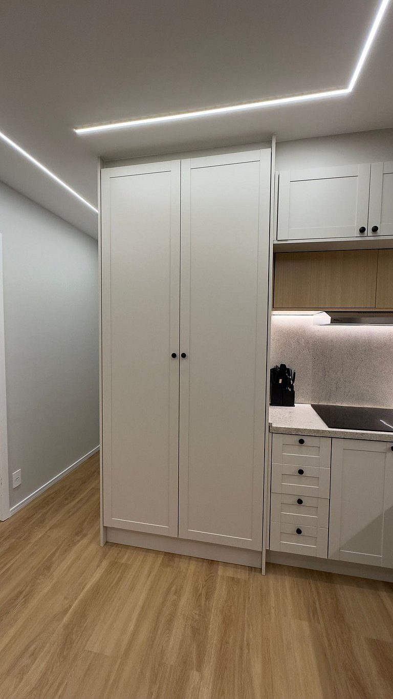 2BR Apartment with Balcony and View near Paulista