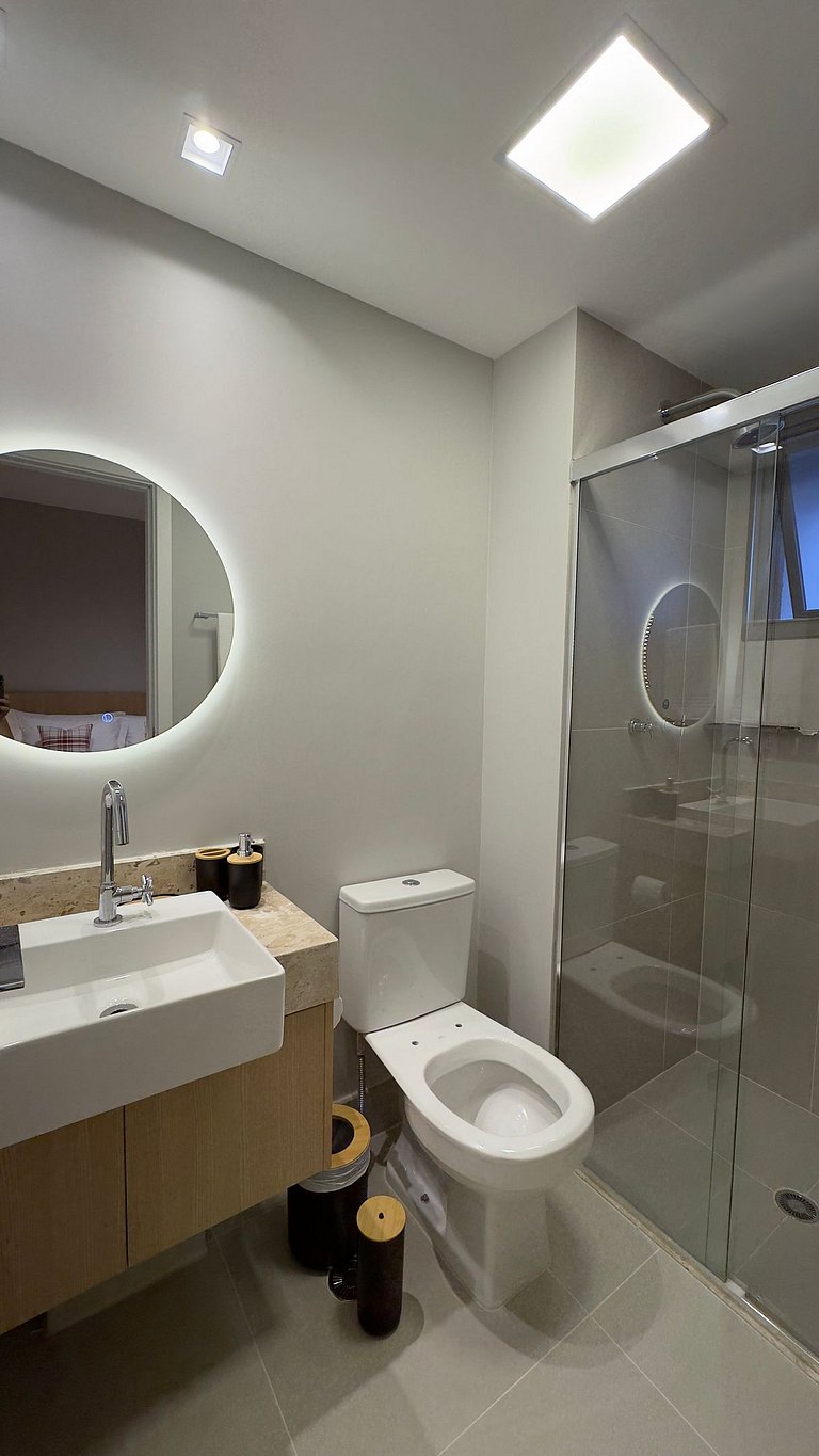 2BR Apartment with Balcony and View near Paulista