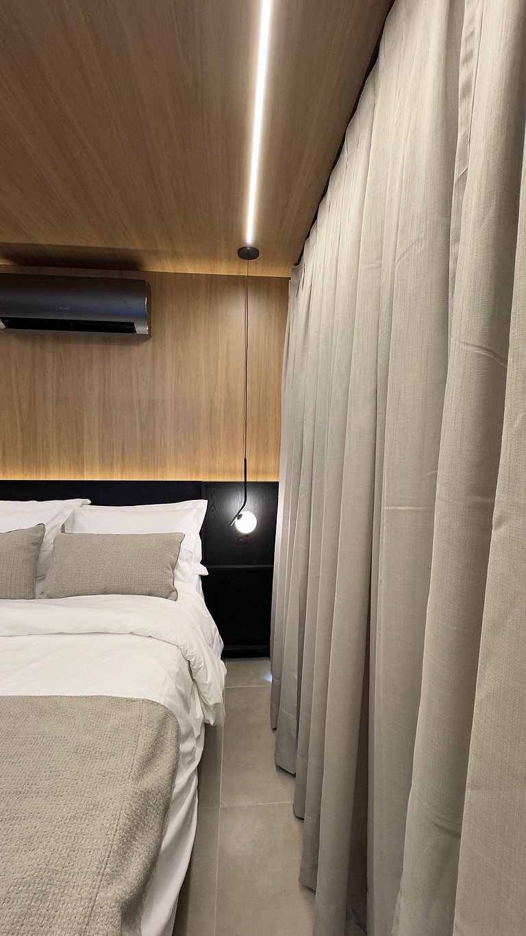 Studio moderno em frente ao metrô Vila Madalena