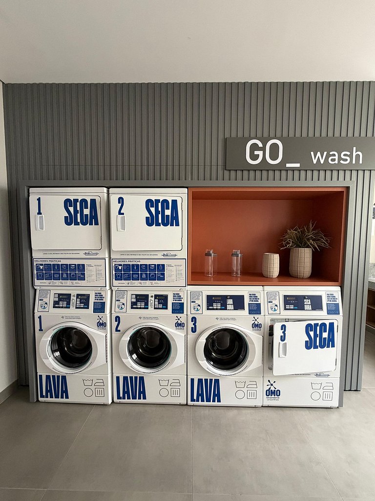 Studio no Paraíso com Sacada e Vista da Cidade