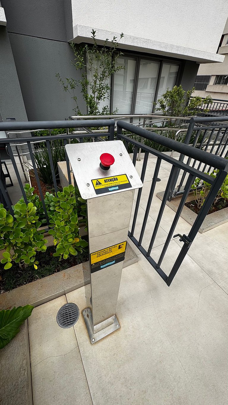 Paraiso Studio with Balcony and City View