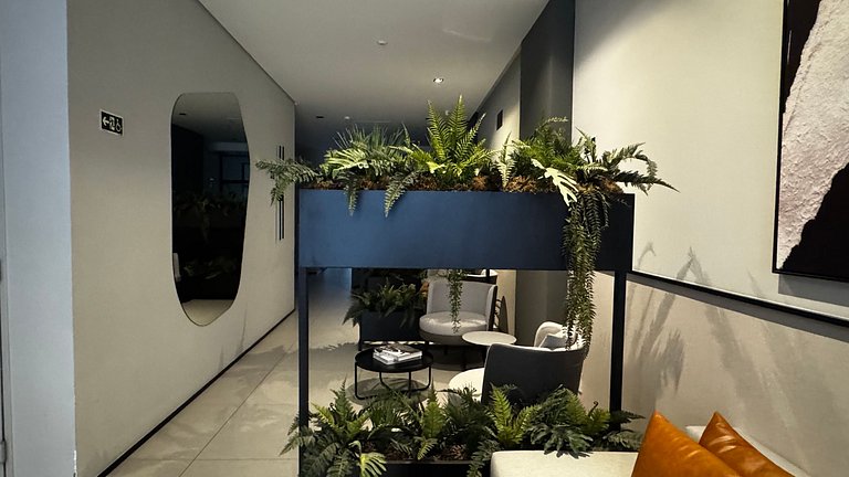 Studio moderno em frente ao metrô Vila Madalena